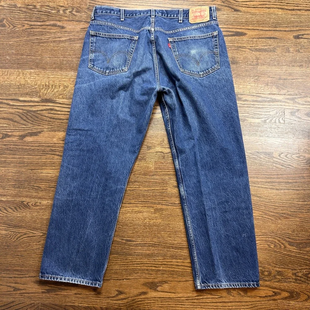 Levis 505 Regular Fit Jeans Mens 42x30 Straight‎ Leg Medium Wash Blue Denim